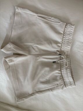 Women’s Athletic Drawstring Shorts in Cream